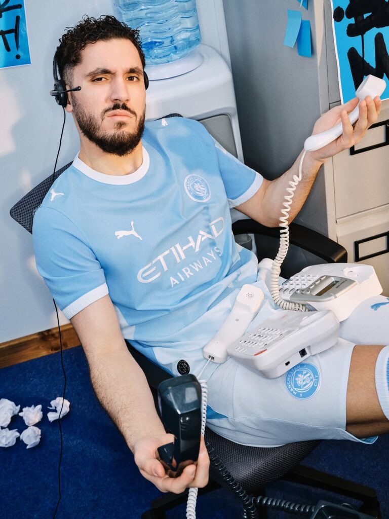 Manchester City lance son nouveau maillot domicile 2026-2027