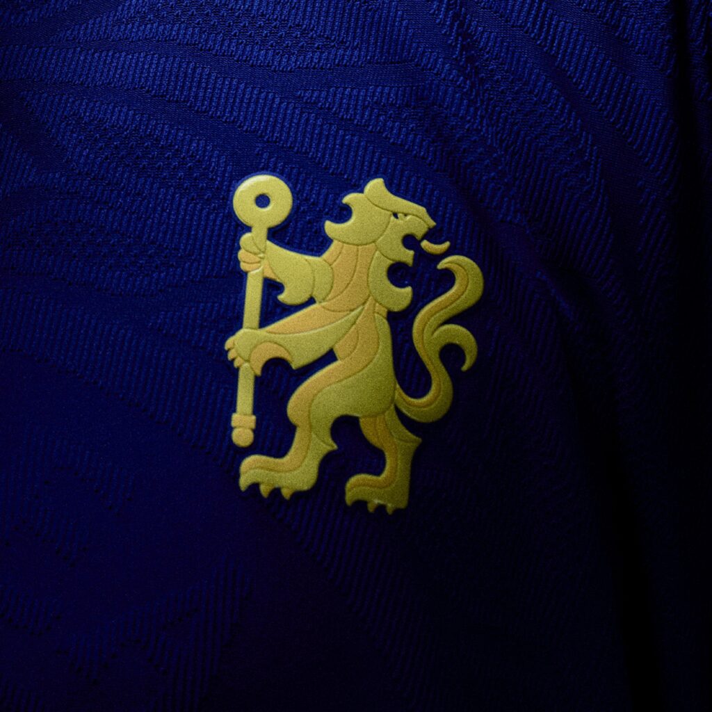 Chelsea dévoile son maillot domicile 2026-2027