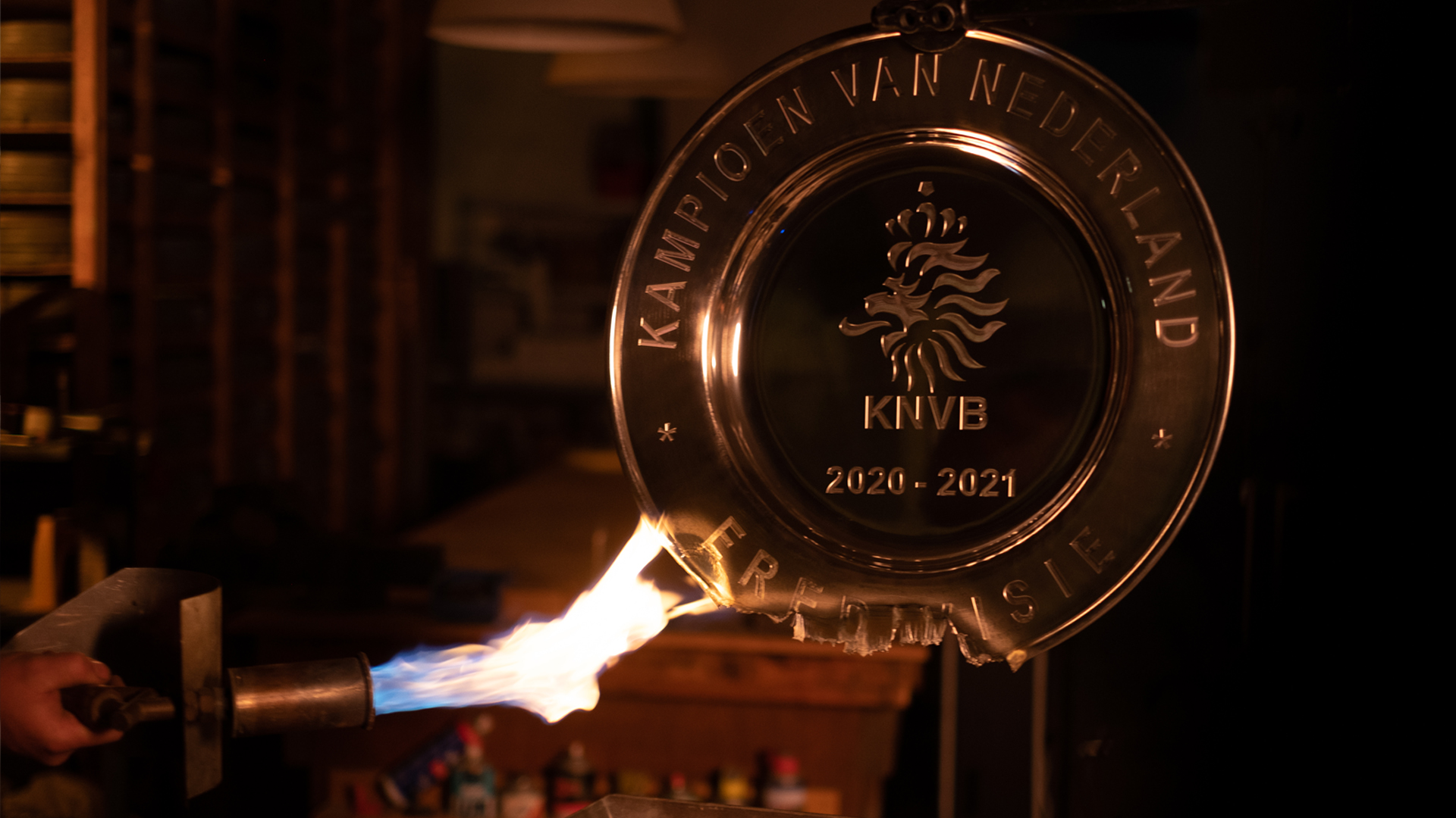 L’Ajax fait fondre son trophée